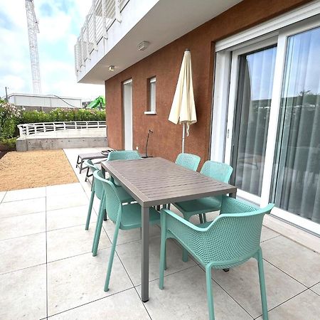 Sun Beach Residence Con Piscina - Piazza Brescia - Adria Holiday Jesolo - Family Apartments المظهر الخارجي الصورة