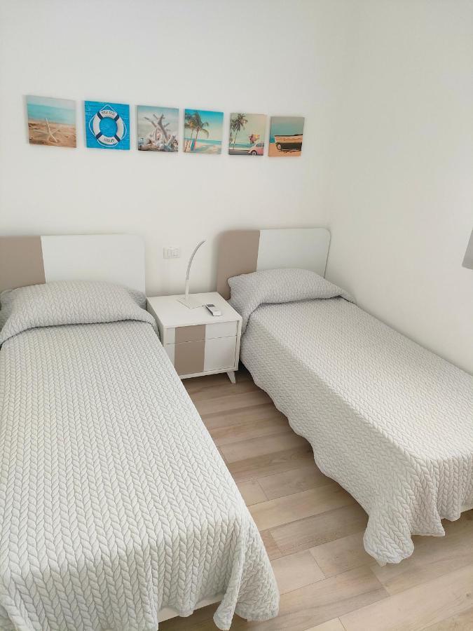 Sun Beach Residence Con Piscina - Piazza Brescia - Adria Holiday Jesolo - Family Apartments المظهر الخارجي الصورة