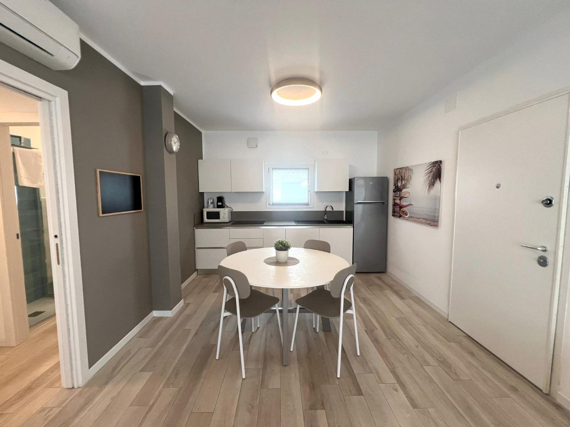 Sun Beach Residence Con Piscina - Piazza Brescia - Adria Holiday Jesolo - Family Apartments المظهر الخارجي الصورة